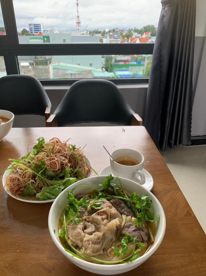 Thanh Thu 1 Hotel Kon Tum Eksteriør billede